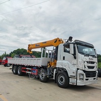 Camion Sinotruk Howo à bas prix en Chine avec grue 6x4 14 tonnes Grue télescopique montée sur camion