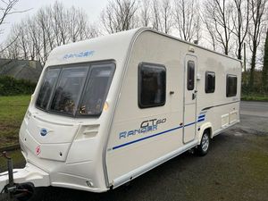 Wholesale Camper Trailer for Family Luxury Rv Caravan Motor Homes Off Road Camper Trailer for Sale - Product Image 2