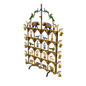 Toran de Hierro para Diwali, Elegante Adorno Festivo - Product Image 1