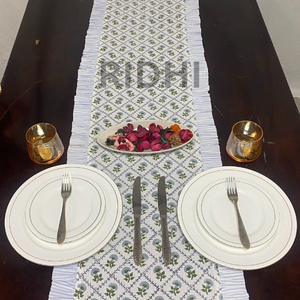 Camino de Mesa Personalizable de Algodón Azul Claro con Estampado Floral Indio, Impreso a Mano, para Uso en Banquetes, Hoteles y Comedores - Product Image 2
