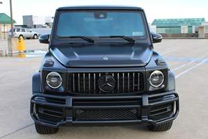 AMG G63 2021, V8 biturbo, transmission intégrale, Designo Night Black Magno, très bien équipé - Product Image 2