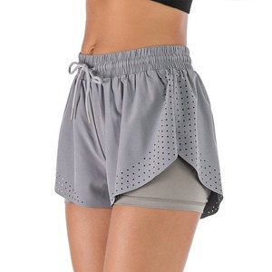 Venta al por mayor de nailon para entrenamiento de levantamiento de glúteos personalizado atlético a juego Sexy gimnasio Fitness verano Yoga Biker mujeres pantalones cortos conjuntos - Product Image 2