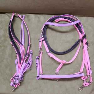 Brida de Cuero Occidental para Caballo |   Equipo de Equitación Ajustable, Duradero y de Primera Calidad |   Equipo Ecuestre Cómodo y Elegante para Caballos - Product Image 1