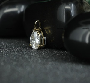 Pendentif de mariage en moissanite taille poire pour homme et femme par Phoenix Enterprise, en argent sterling 925 plaqué or jaune - Product Image 6
