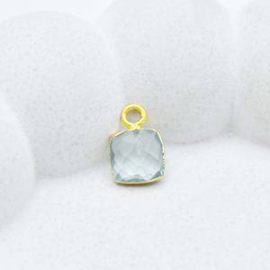 Pendentif carré en quartz aquamarine de 8x8 mm, facetté, plaqué or, charme en pierre précieuse pour la fabrication de bijoux DIY - Product Image 1