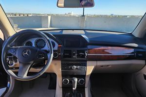 Mercedes-Benz GLK350 d'occasion en excellent état, modèle 2011 - Product Image 5