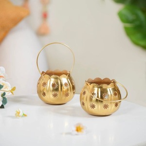Wholesale Price Candle Stand Luxury Home Decorative New Design Handmade New Style Christmas Candle Holder <b>Silver</b> - Product Image 1