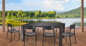 Tables d'extérieur en plastique recyclé au design moderne haut de gamme de fabrication italienne, nouveau mobilier pour la maison, hôtel, patio, plage, pique-nique, décor horeca - Product Image 3