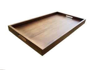 Plateau de service en bois avec base en rotin et poignées – Luxe moderne, compatible lave-vaisselle, pour fêtes, cuisine, salle à manger, plateau à charcuterie et fromages - Product Image 6