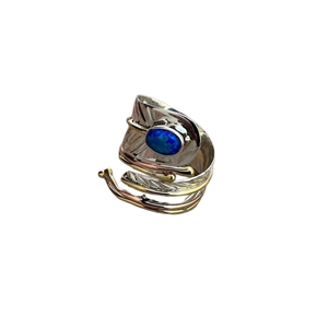 Bague opale en argent sterling 925 faite à la main avec pierres précieuses bleues de meilleure qualité bijoux en pierres précieuses cadeau de mariage bijoux en pierre naturelle - Product Image 1