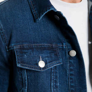 Veste en jean d'hiver pour homme, nouvelle conception, boutonnée, manches longues, couleur bleu foncé, style streetwear, veste chaude d'hiver pour homme - Product Image 4