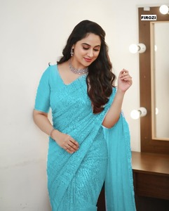 Georgette Saree-Blusa de diseño indio de 60 GM para mujer, blusa bordada con Secuencia, ropa de boda, novedad de moda - Product Image 2