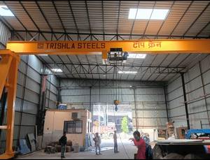 Grue à portique à poutre simple industrielle électrique à usage intensif avec roulement et boîte de vitesses Capacité de 5 tonnes Hauteur de levage de 8 m - Product Image 4