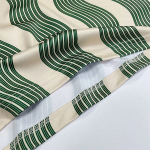 เสื้อยืดอเมริกันฟุตบอลสไตล์ย้อนยุคคลาสสิกสำหรับผู้ชายและผู้หญิงเสื้อยืดใส่ได้ทั้งชายและหญิง - Product Image 6