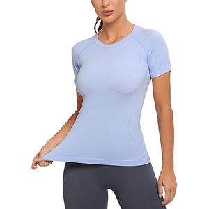 T-shirt femme col rond slim fit manches courtes en coton décontracté uni léger haut d'été tee-shirt basique - Product Image 5