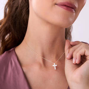 Magnifique collier croix en diamant de laboratoire taille émeraude 1,25 ct E-F VS en or massif 14 carats pour cadeau de fiançailles ou de fête - Product Image 4