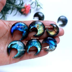 Colgante de plata de media luna con piedras preciosas de labradorita natural con oso, sirena, luna creciente, tallas, anillo de cuerno incluido - Product Image 3