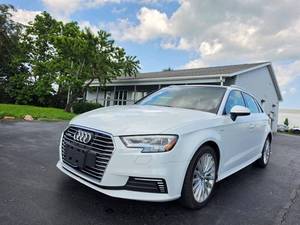 รถยนต์ Audi A3 Sportback e-tron 1.4T Premium Plus 1.4T Premium Plus 4dr Sportback มือสองสภาพดีขาย - Product Image 4