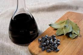 Huile essentielle de baies de laurier naturelle au prix de gros Fabricant 100% huile de baies de laurier naturelle pure meilleure huile de baies de laurier en INDE - Product Image 6