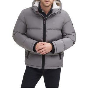 Blouson matelassé conçu pour les sorties hivernales, chaud, doux et avec une coque résistante qui convient pour les activités de plein air quotidiennes, veste d'hiver - Product Image 1