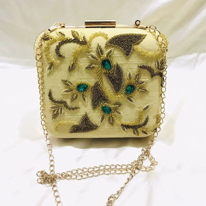 Bolso de noche con bordado de piedra Vintage para mujer, bolso de mano exclusivo con cuentas étnicas para ocasiones formales, bolso de fiesta - Product Image 1