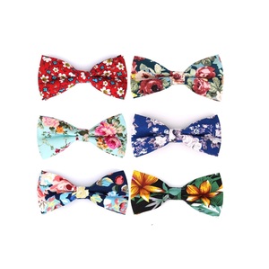 Cravates en soie à la mode de vente chaude hommes conception personnalisée auto noeud papillon à carreaux motif rayé mariage noeuds papillon - Product Image 1