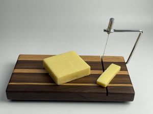 Cortador de Queso Moderno de Acero Inoxidable para el Hogar, Dormitorio, Habitación de Invitados, Sala de Estar, Restaurante, Bar - Product Image 2