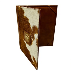 Carpeta de Menú Rectangular de Cuero Vacuno de Lujo con Logotipo Personalizado - Cubierta 100% Hecha a Mano con Pelo de Vaca, Diseño Contemporáneo y Duradero - Product Image 2