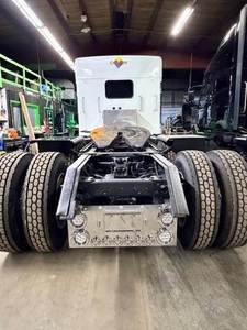 รถบรรทุก Kenworths W900 Tri Axle Sleeper ปี 2015 2014 - แบบ Flat Top Sleeper เกียร์ธรรมดา 18 สปีด รถบรรทุกมือสองสำหรับขาย - Product Image 3