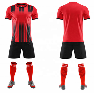 Uniformes de equipo de fútbol hechos a medida tela de poliéster transpirable OEM Etiqueta Privada uniforme de fútbol diseño personalizado bajo MOQ - Product Image 2