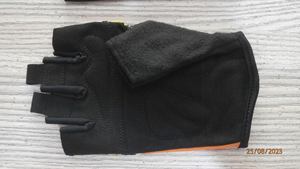 Nuevos Guantes de Ciclismo Negros y Naranjas con Protección UV, Cierre de Velcro Antideslizante, Diseño Unisex de Medio Dedo - Product Image 4