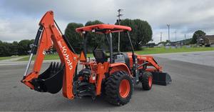 Tracteur à roues Kubota L4760 à vendre 40-120HP avec moteur Massey Options 2WD & 4WD avec des composants de base tels que l'engrenage de la pompe - Product Image 4