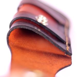 Tendencia fábrica OEM producto 2023 Venta caliente cuero de grano rico contraste sombreado vaina para cuchillos plegables - Product Image 5