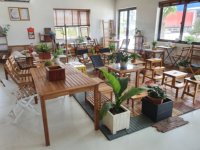 Set Meja dan Kursi Bistro Ramah Lingkungan Desain Modern dari Kayu Akasia, Lipat, Furnitur Makan Luar Ruangan Berkualitas Tinggi, Buatan Vietnam