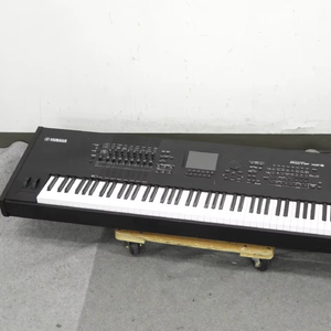 Clavier de piano numérique de haute qualité Motif XF8 88 touches, style piano droit à queue, MIDI, 100% original d'usine - Product Image 1