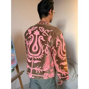 Chaqueta de Terciopelo Marrón con Bordado de Cisne, 100% Algodón, Estilo Urbano, con Capucha, Larga, Disponible en Tallas XS a 6XL, a la Moda - Product Image 1