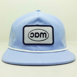 Gorras de Cuerda con Logotipo Bordado y Tejido, Visera Plana, Color Azul Claro, Forma de Gorra, Cierre Ajustable de Una Sola Fila con Broche, Unisex - Product Image 1