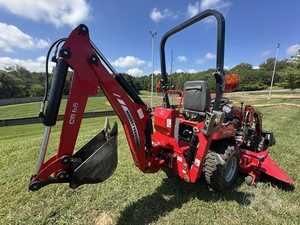 Nouveau tracteur à roues Massey Ferguson GC1725MB 4x4, 25 CV, 4 roues motrices, tracteur compact, composants essentiels du moteur, achetez maintenant ! - Product Image 3