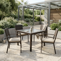 Ensemble de salle à manger d'extérieur en rotin PE, 1 table carrée en verre, 4 fauteuils, mobilier de jardin en osier, vente en gros