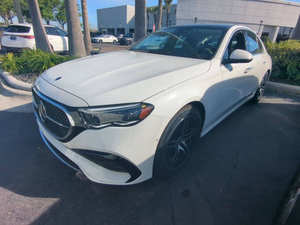 NUEVO Mercedes-Benz Clase E E 350 2025 Seminuevo, Sedán de 4 Puertas - Product Image 6