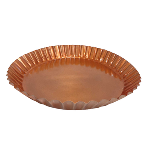 Plato redondo de hierro para servir, Platos y platos de diseño moderno de cobre Bjarne para decoración del hogar y la cocina personalizada - Product Image 1