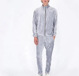 Nuevo chándal transpirable con estilo, Tops cortos, sudaderas con capucha y chándal para correr, conjunto de 2 piezas, chándales de terciopelo para Niñas para damas - Product Image 4