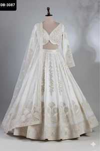 Lehenga choli กับ Chinon Silk dupatta - Product Image 2