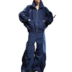 ชุดวอร์มลำลองคุณภาพสูงสำหรับฤดูหนาว ชุดเซ็ตเสื้อแจ็คเก็ตกันลมแบบสั่งทำพิเศษ ชุดสองชิ้น เสื้อแจ็คเก็ตซิป ชุดวอร์มผ้าโพลีเอสเตอร์/คอตตอน ระบายอากาศได้ดี แห้งเร็ว - Product Image 3