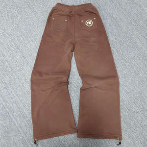 Conjunto de Sudadera con Capucha y Pantalones Deportivos Holgados de Felpa 100% Algodón de Alta Calidad para Otoño, con Bordado Personalizado y Diseño Gráfico, Color Marrón - Product Image 6