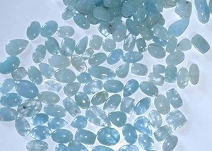 100% aguamarina natural piedras preciosas sueltas mezcla lote forma y tamaño aguamarina cabujón piedras preciosas sueltas para uso fabricación de joyas - Product Image 3
