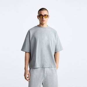 T-shirts personnalisés de haute qualité 280 g/m² poids lourd boîte pour hommes 100% coton à épaules tombantes surdimensionnées - Product Image 1