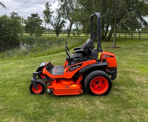 Cortadora de Césped Comercial Kubota ZD1211 2022 a Precio Accesible, Cortadora de Césped con Giro Cero, Tractor de Jardín de Uso Pesado - Product Image 4