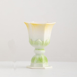 Portavelas de cerámica Lotus en oferta para decoración de escritorio y sala de estar - Product Image 3