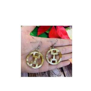 Pendientes de cuerno de búfalo naturales de primera calidad hechos a mano 100%, artesanías naturales ecológicas - Product Image 6